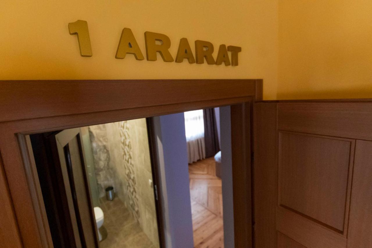 Bed & Breakfast 3 Gs Goght' Ngoại thất bức ảnh